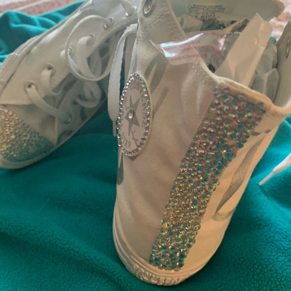 Custom Converses - Picture 8 of 8